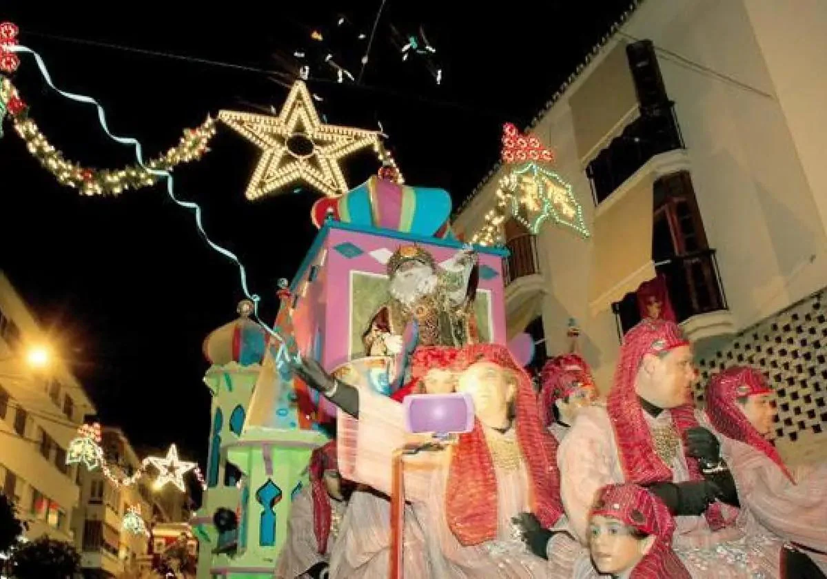 Guía De Las Cabalgatas De Los Reyes Magos En Los Barrios De Málaga Días Horarios Y Recorridos 